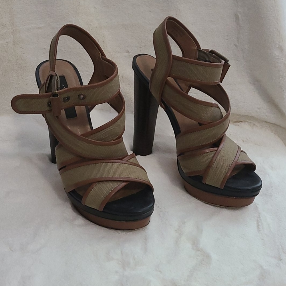 Ann Taylor heels